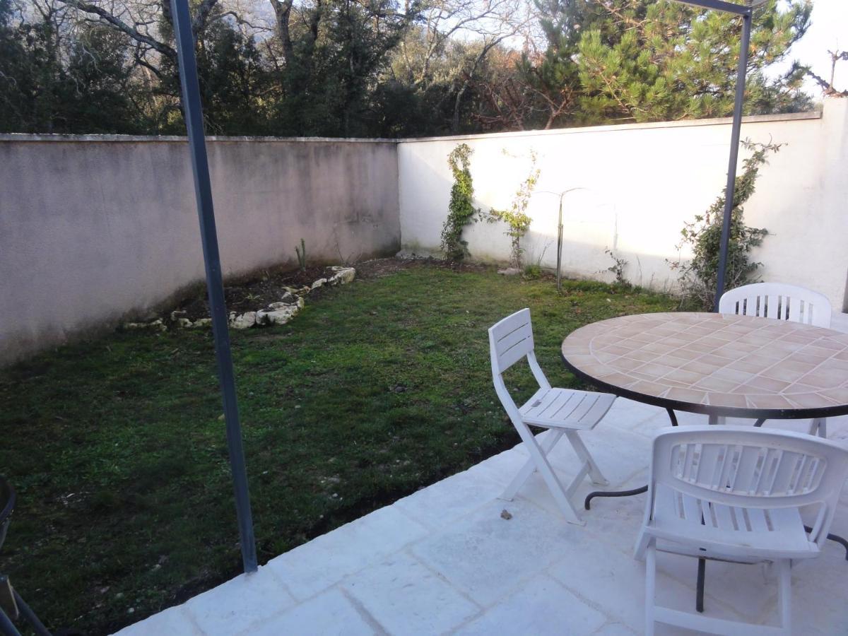 Gite Le Bagnol Un Coin De Paradis Maubec  Zewnętrze zdjęcie
